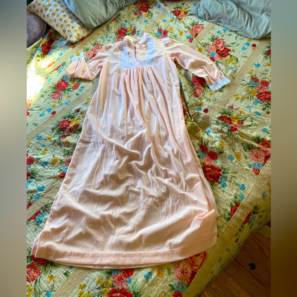 VTG Christian Dior soft pink nightgown,floor length,long sleeve,lace/embroidery
